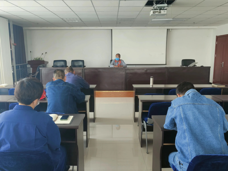 凝心聚力戰(zhàn)疫穩(wěn)產(chǎn) 擔(dān)當(dāng)作為共謀發(fā)展——物產(chǎn)工投公司召開疫情防控與生產(chǎn)經(jīng)營(yíng)專題部署會(huì)議