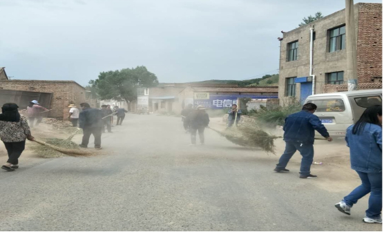 以&ldquo;慶七一&rdquo;為載體，物產(chǎn)工投公司黨委將&ldquo;黨的建設重點強化年&rdquo;活動向基層延伸