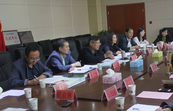 協(xié)調(diào)對接，有序推進(jìn)保稅物流中心項目建設(shè)